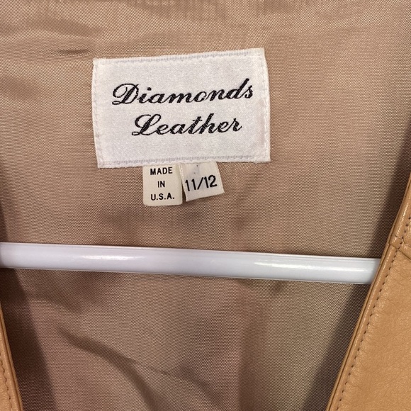 Vintage Children’s Tan leather vest size 10/12 - Picture 2 of 7